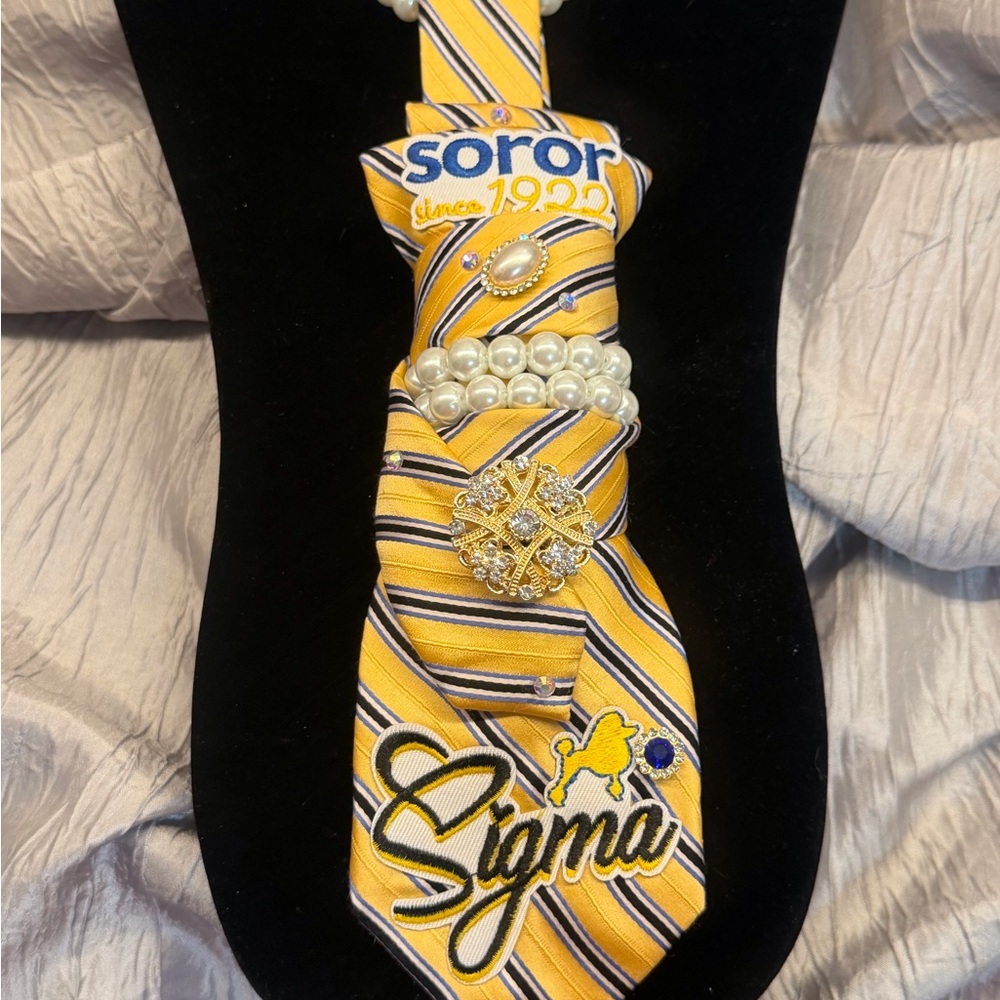 Yellow Striped Sigma Tie